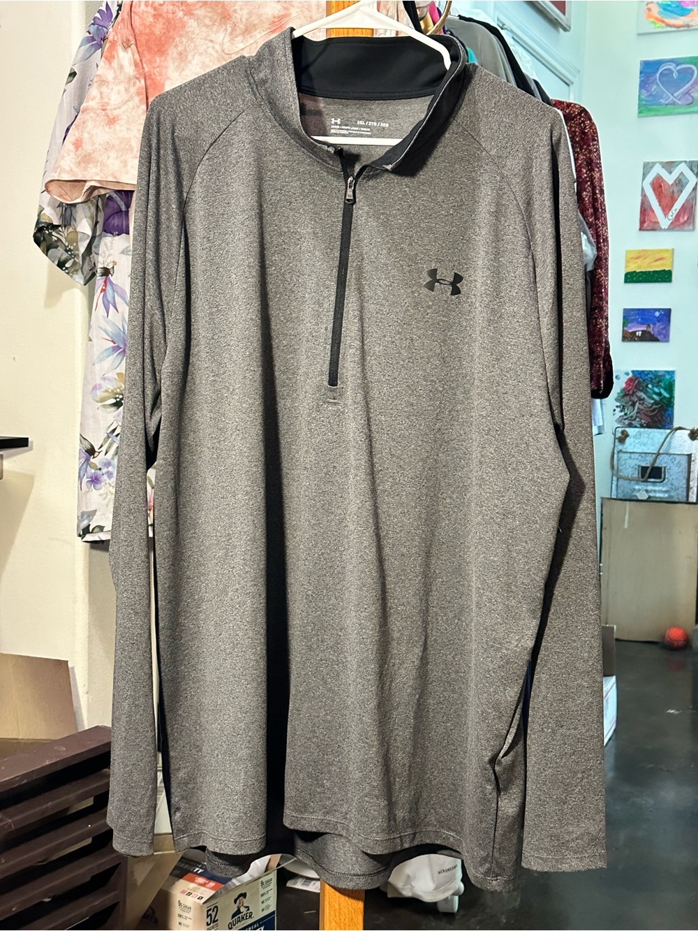 Under Armour Men's Dark Gray 1/4 Zip Performance Pullover